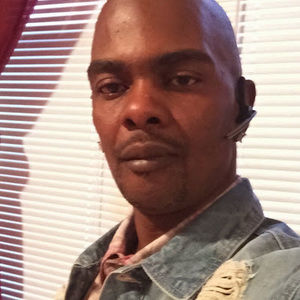 Meet your Posher, Aurelio